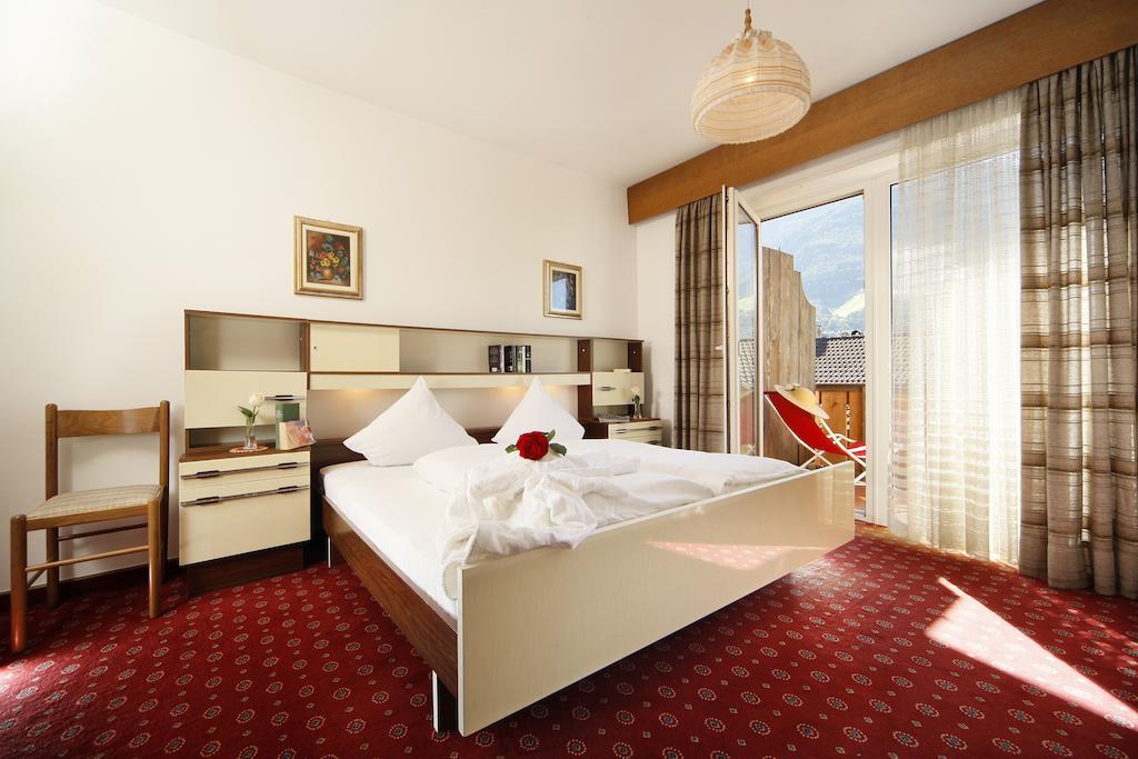Alpina Residence Naturns Quarto foto